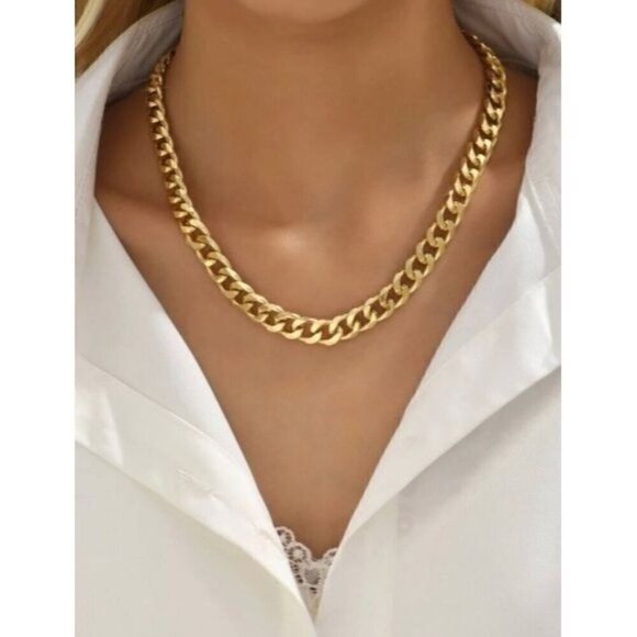 COPY - Beautiful Minimalist Chain Necklace Gold - Picture 1 of 4